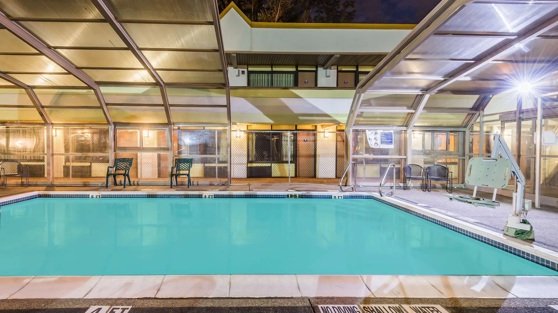 Days Inn By Wyndham Pittsburgh 2*,  United States